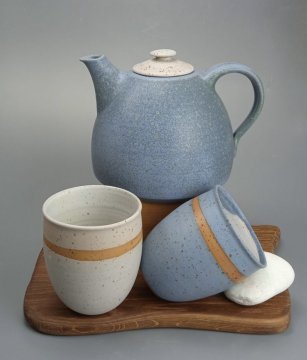 Teekanne<br>Becher ohne Henkel