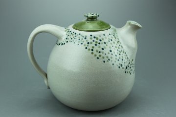 Teekanne "Pünktchen"<br>mit Schweinchen