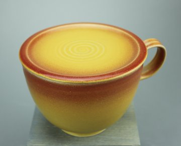 Tasse mit Deckel / Untertasse <br>ca 400 ml