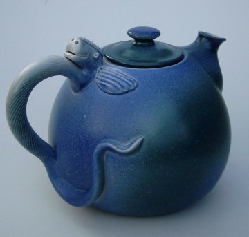 Teekanne Drachenhenkel